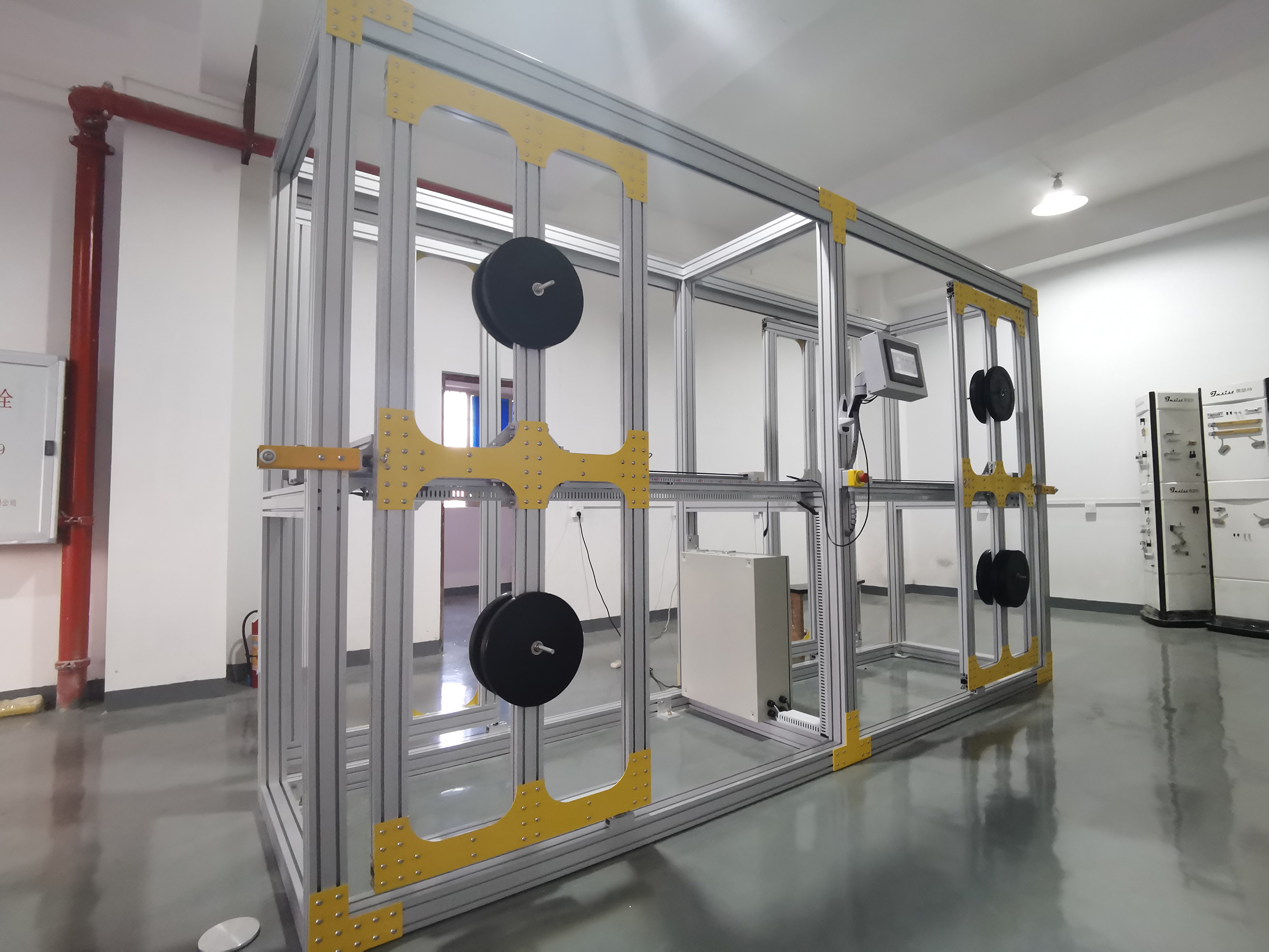 <b>Sliding Door Test Machine</b>