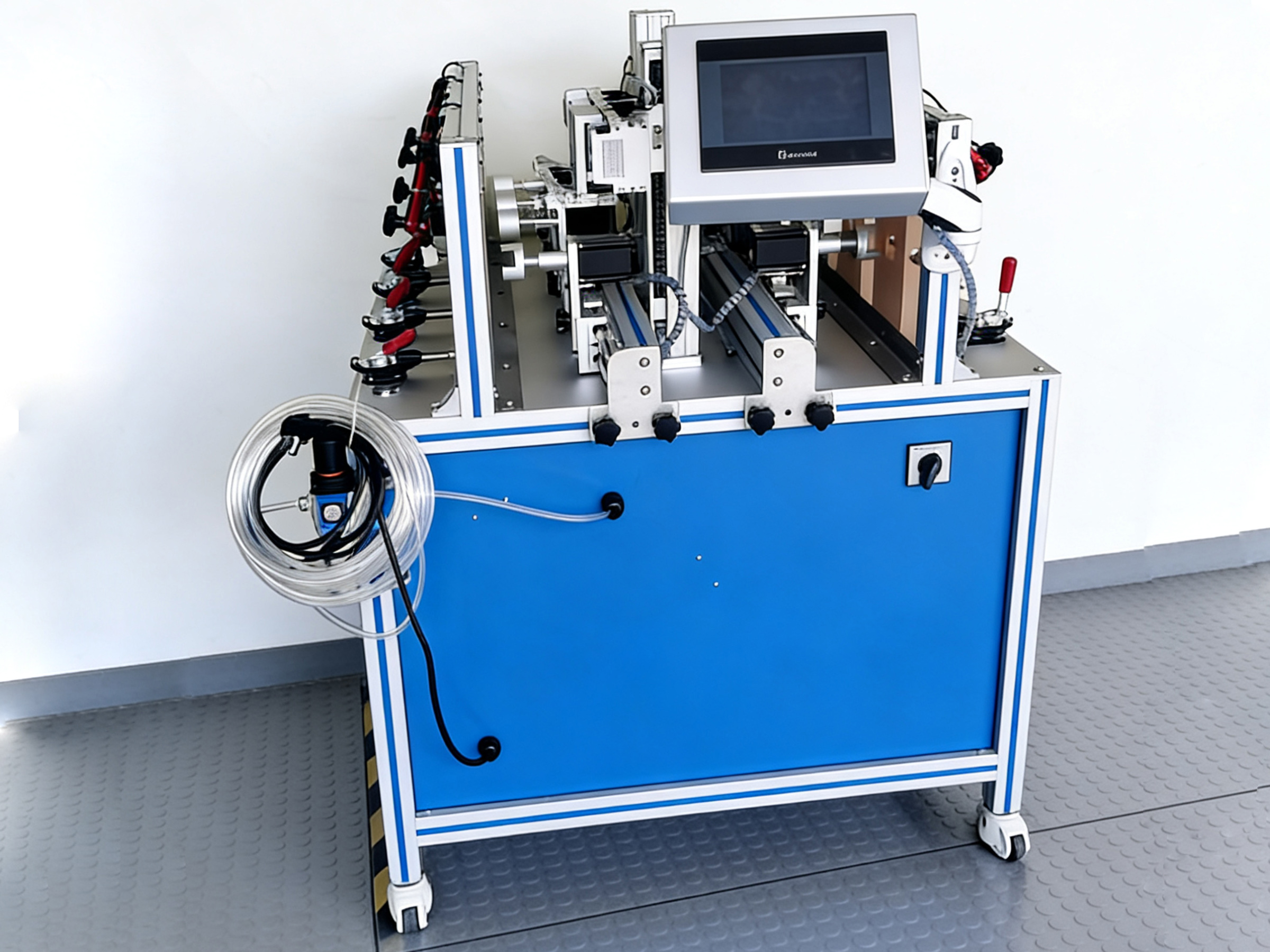 <b>Lock cycles test machine</b>